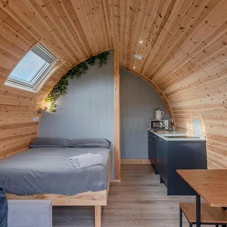 Wyke - Pod 2 Apartment *
