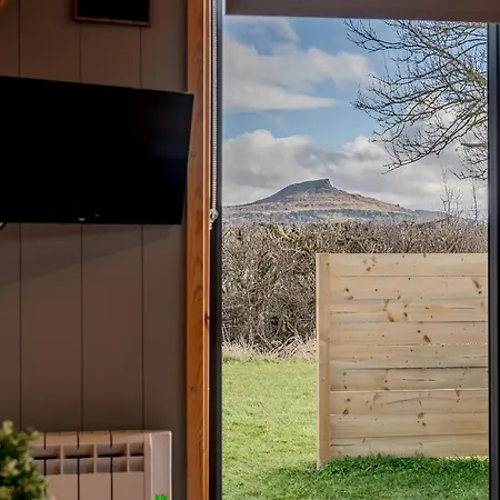 Wyke - Pod 2 * Guisborough